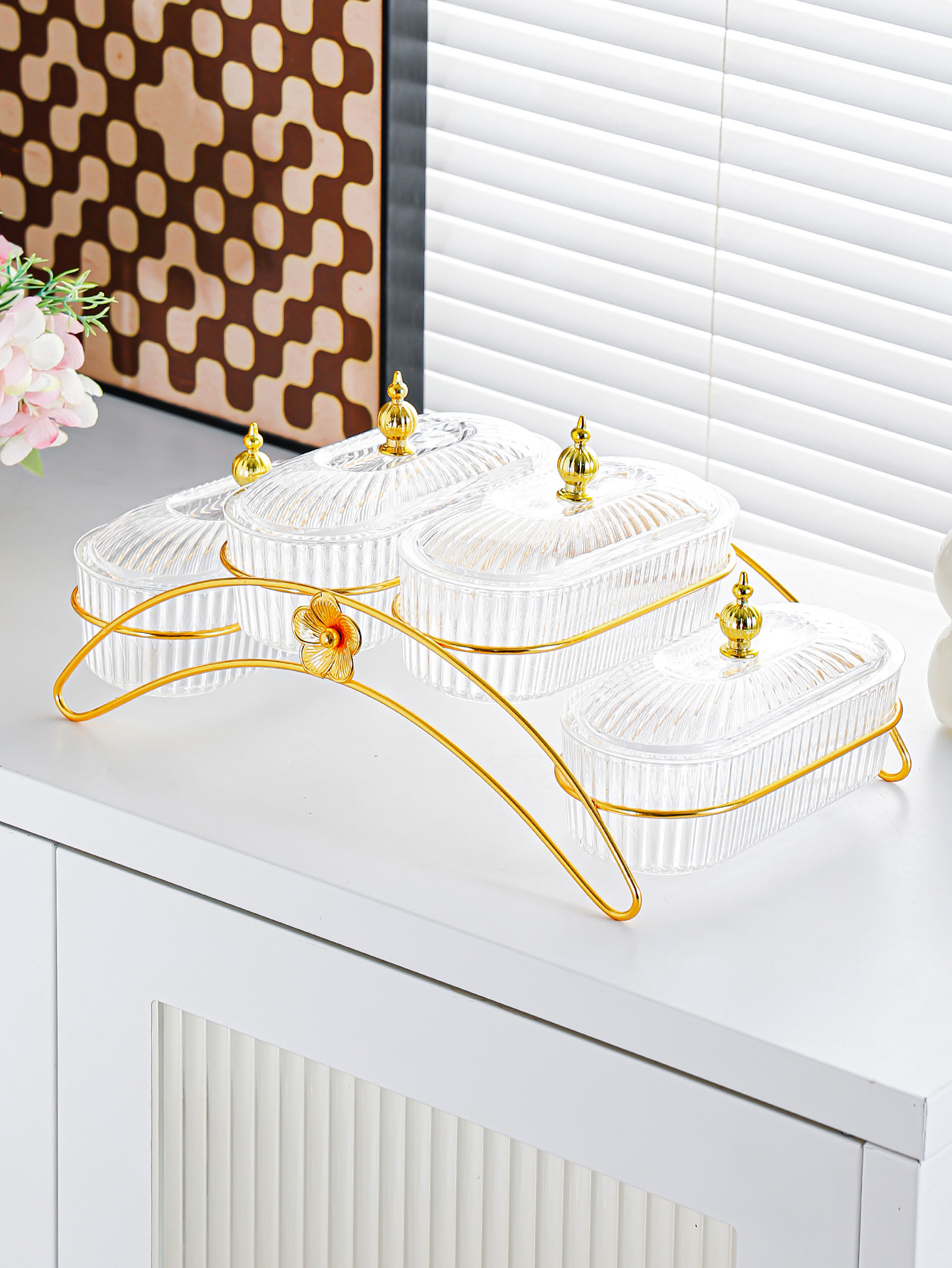 Light luxury dried fruit plate, fruit platter, light luxury household snack plate, ironwork rack, commercial and hotel snack plate, compartments fruit plate pic 17