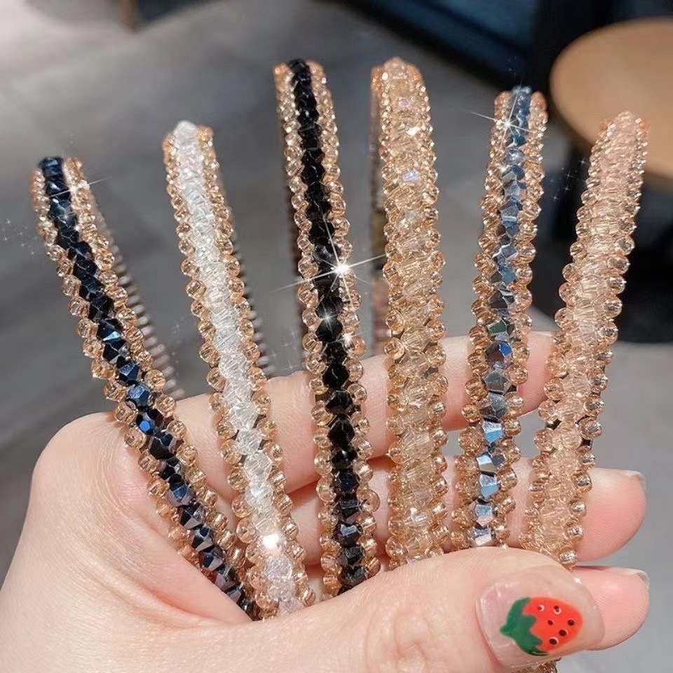 Summer headband: Silver, simple and fresh, ladylike, Instagram influencer style headband. Sweet diamond-encrusted headband pic 11