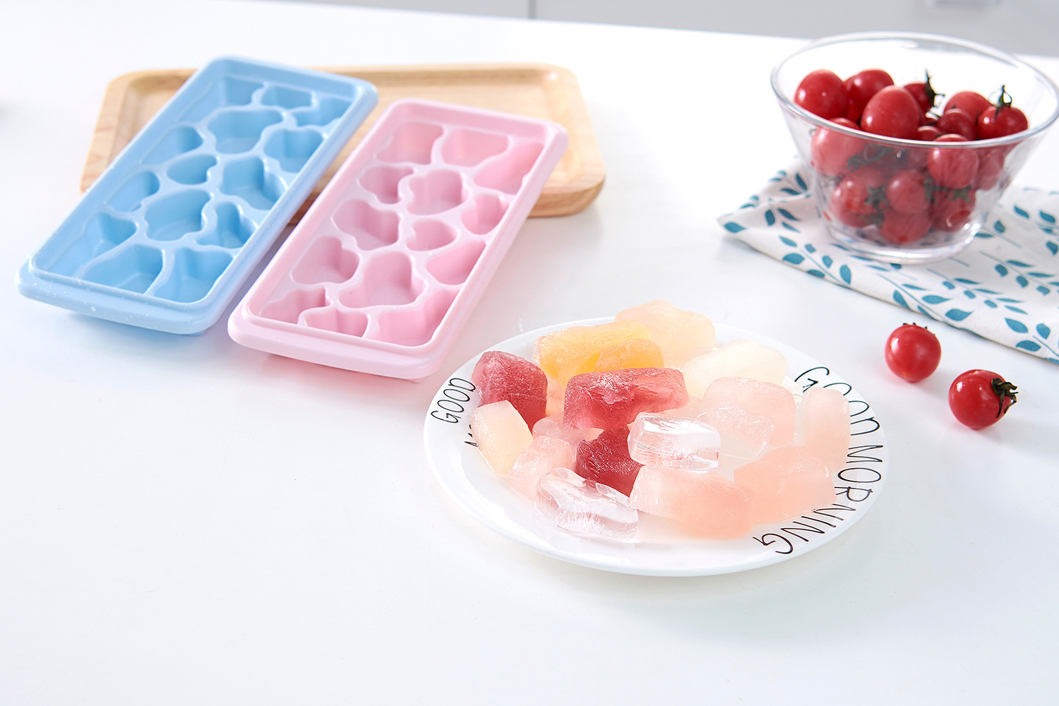 Customized gift ice cube molds, food-grade quantitative press-type ice cube trays, homemade ice boxes for household refrigerators, a magic tool for freezing ice blocks pic 6
