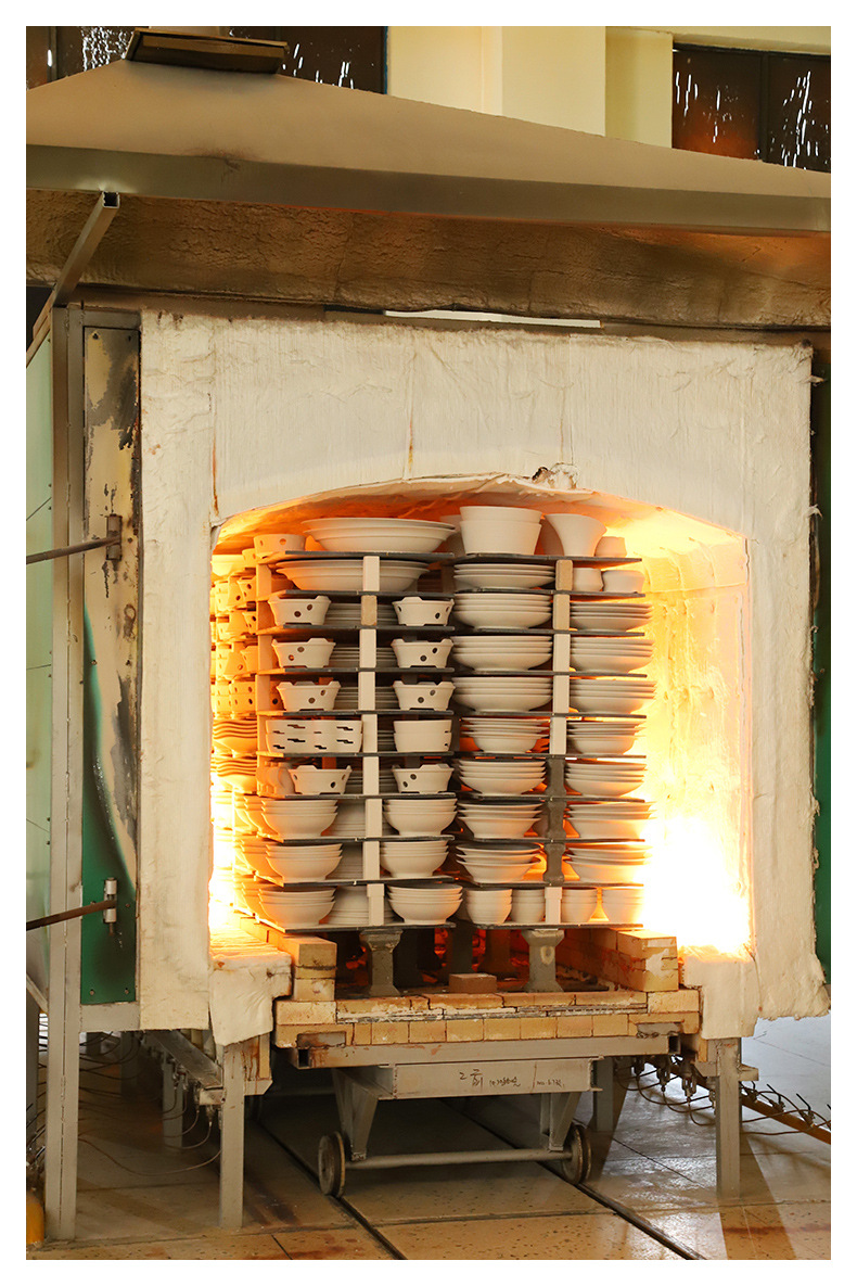 洛威中式古风镂空陶瓷香薰炉带盖底座香道配件家用盘香炉摆件礼品详情9