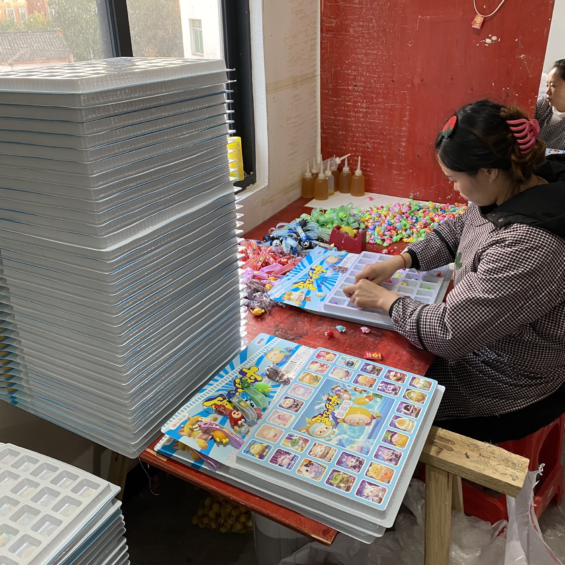 洞洞乐盲盒玩具爆款网红解压玩具戳戳乐儿童玩具山海经玩具盲盒详情10