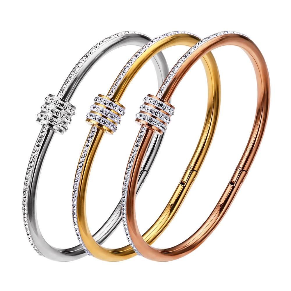A classic 18k rose gold titanium steel bracelet that is a bestseller in Japan and South Korea. It is a unisex love nail bracelet that does not fade pic 3