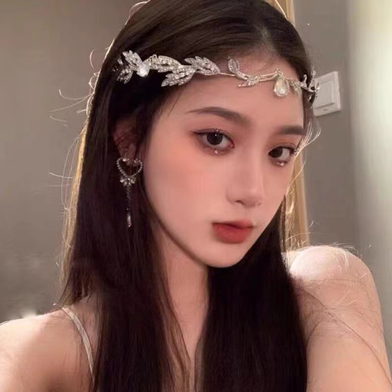 Forest-themed, super fairy-like, versatile silver rhinestone hair-pressing headband, a niche Internet celebrity with a high-end, thin-edged headband for going out pic 5