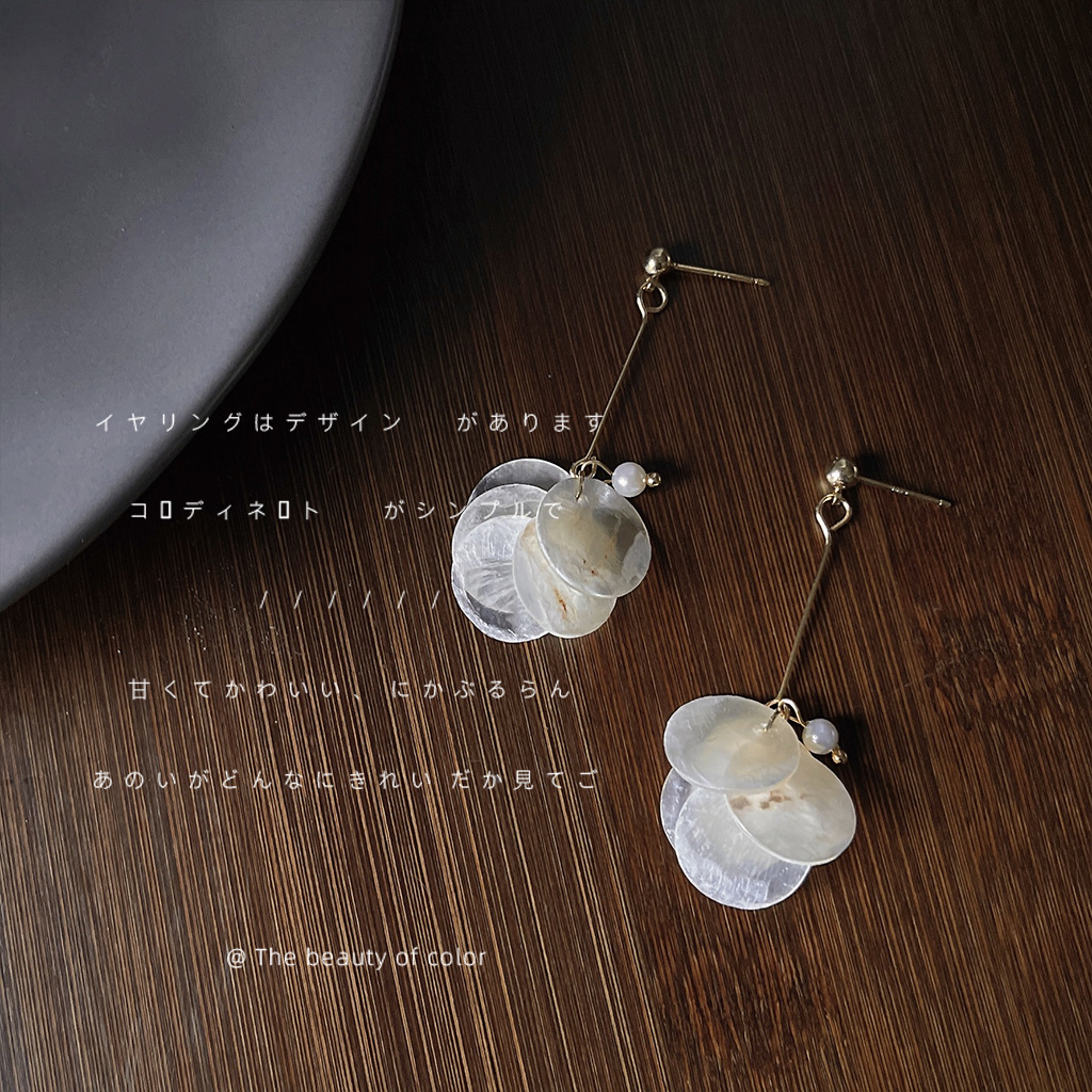 Original and niche designer handcrafted shell tassel earrings, French forest style, simple fairy style, high-end earrings for women pic 4