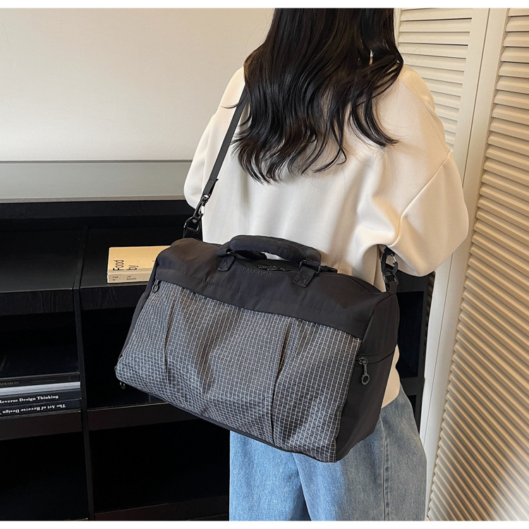 短途旅行包女轻便多功能斜挎运动健身包手提出差大容量收纳行李袋详情27