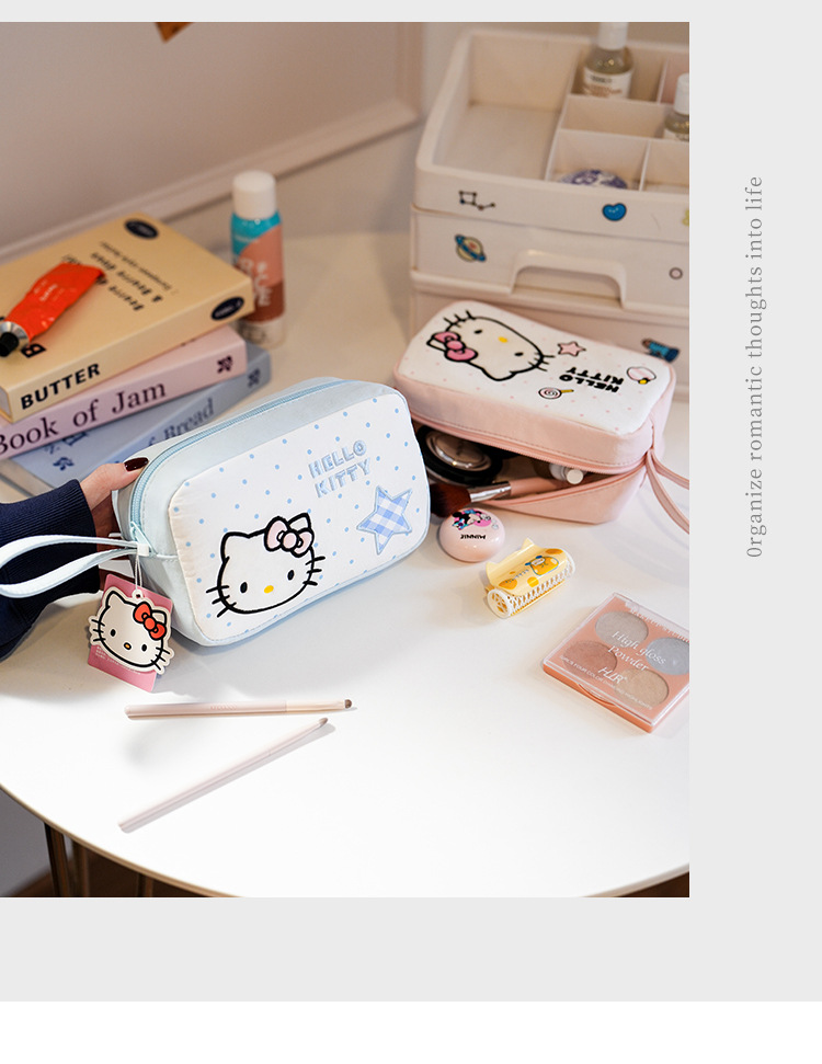 凯蒂猫HelloKitty化妆包高颜值大容量清新甜美可爱卡通手拿收纳包详情9