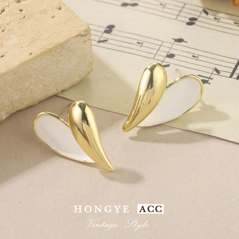 时尚简约黑白色爱心撞色耳钉不对称高级感耳饰新款潮小众设计耳环详情13