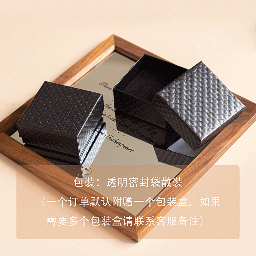 一件代发超仙甜美拉长石天然灰月光手链吊坠学生手串送礼物可批发详情4