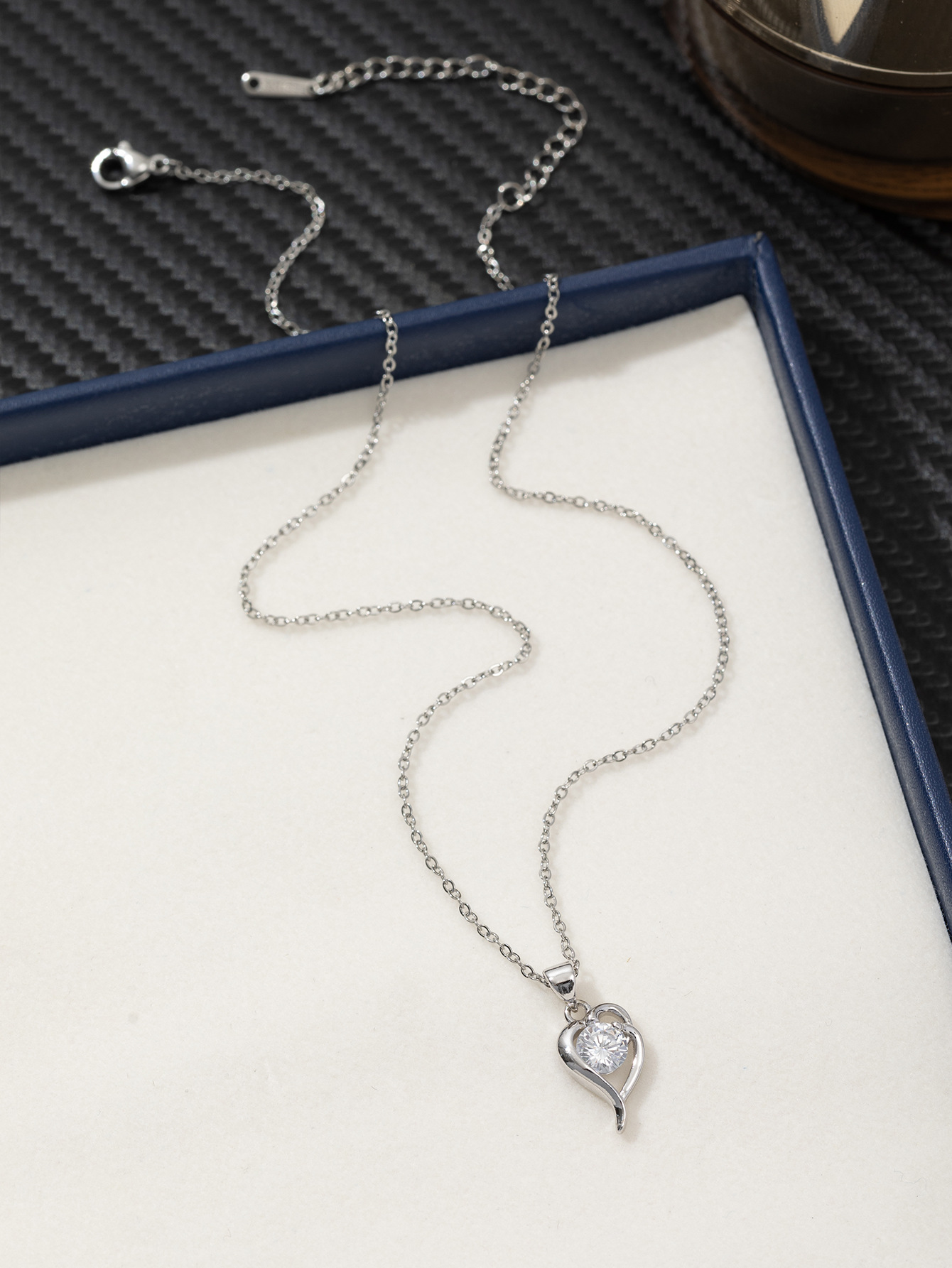 跨境合金锆石爱心花朵海豚简约百搭高级感吊坠项链锁骨链女批发潮详情20