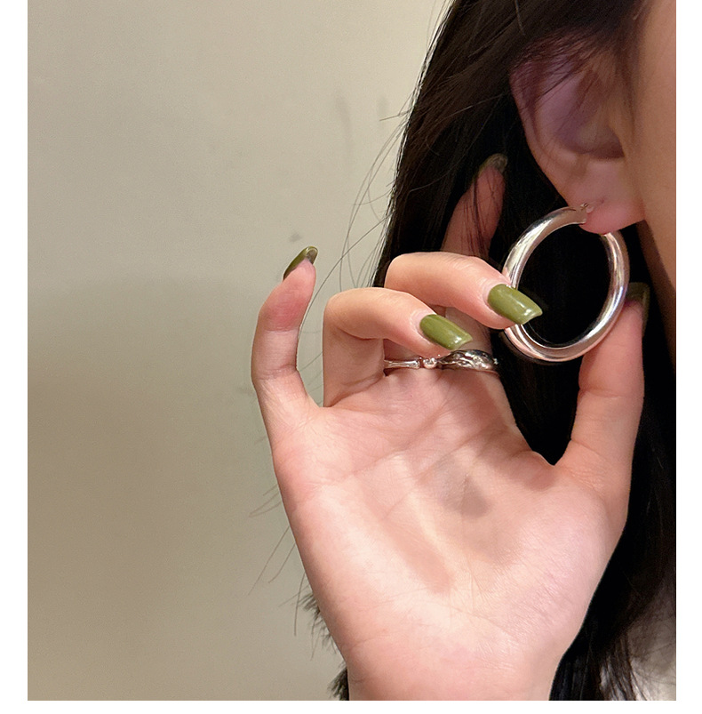S925 sterling silver Korean version, niche design, large ear loops, smooth ear buckles, fashionable and individual Korean style blogger earrings and earrings pic 15