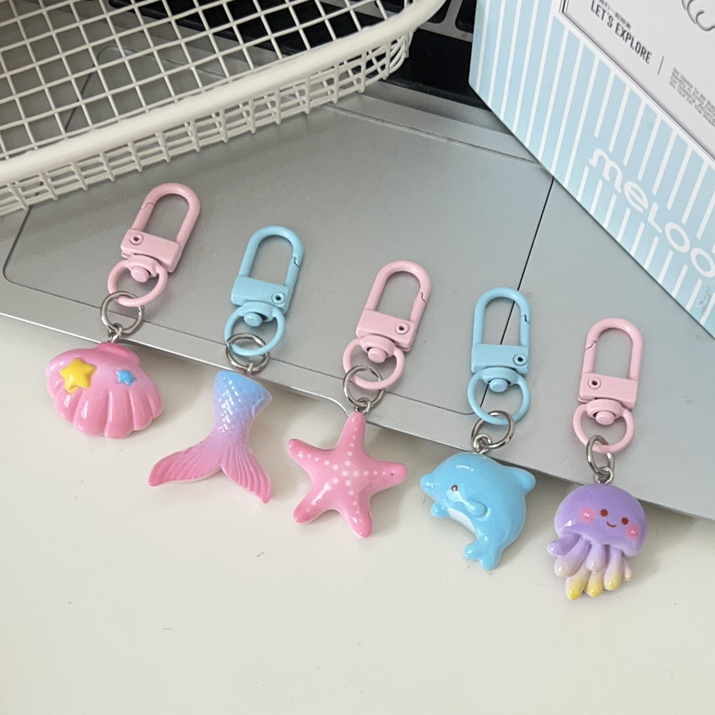 Pink and tender Marine animal keychains, cute cartoon dolphin shell pendants, ins soft and adorable starfish and jellyfish accessories pic 6