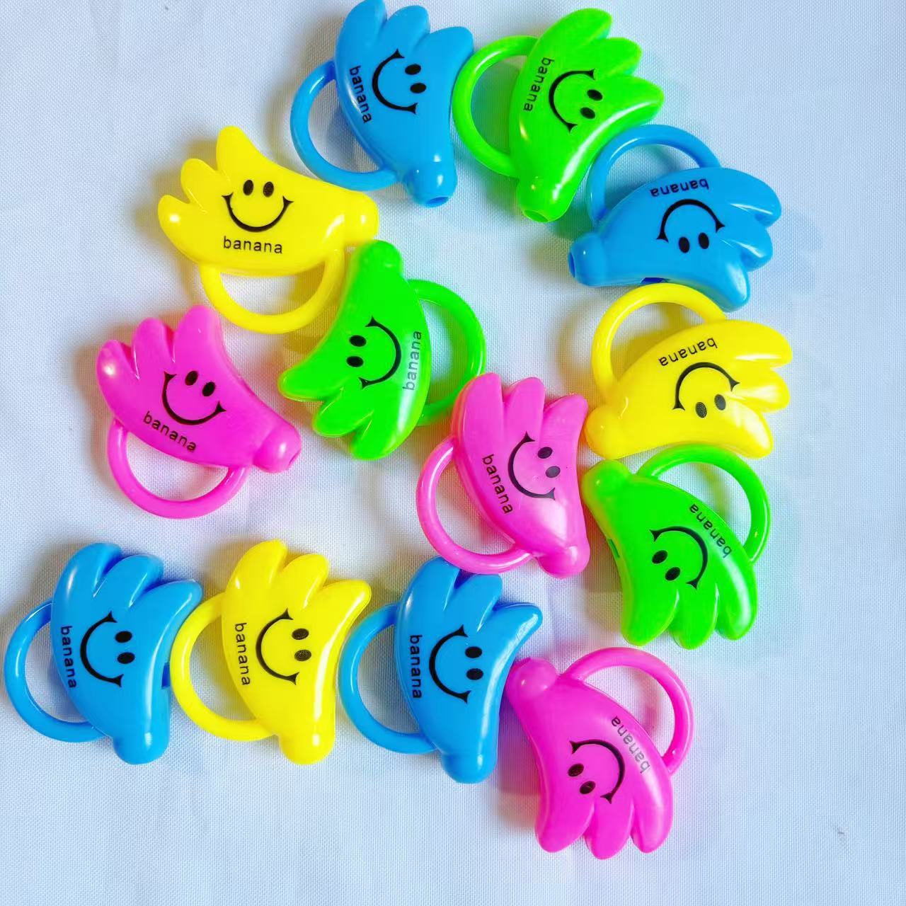 义乌玩具批发儿童小香蕉模型多色赠品礼品地摊夜市益智过家家玩具详情1