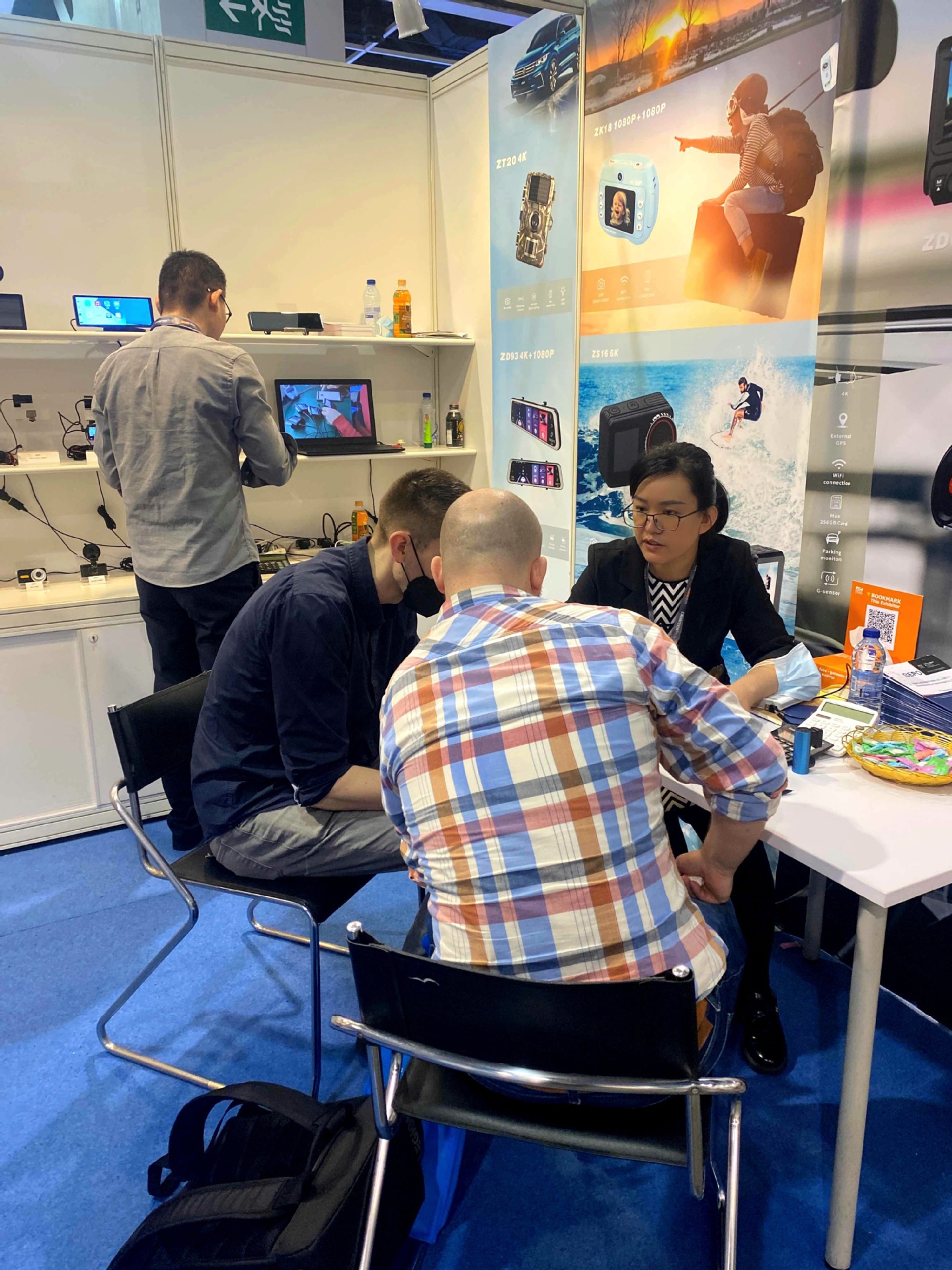 AI智能眼镜拍照无线蓝牙语音通话听歌跑步骑行爬山拍照翻译墨镜详情24