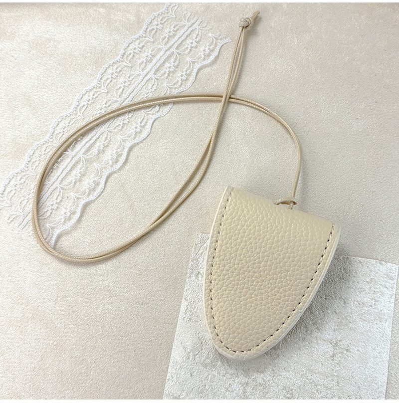 2025新款春天色pu皮革磁吸挂脖眼镜包项链韩系长款墨镜挂件眼镜夹详情5