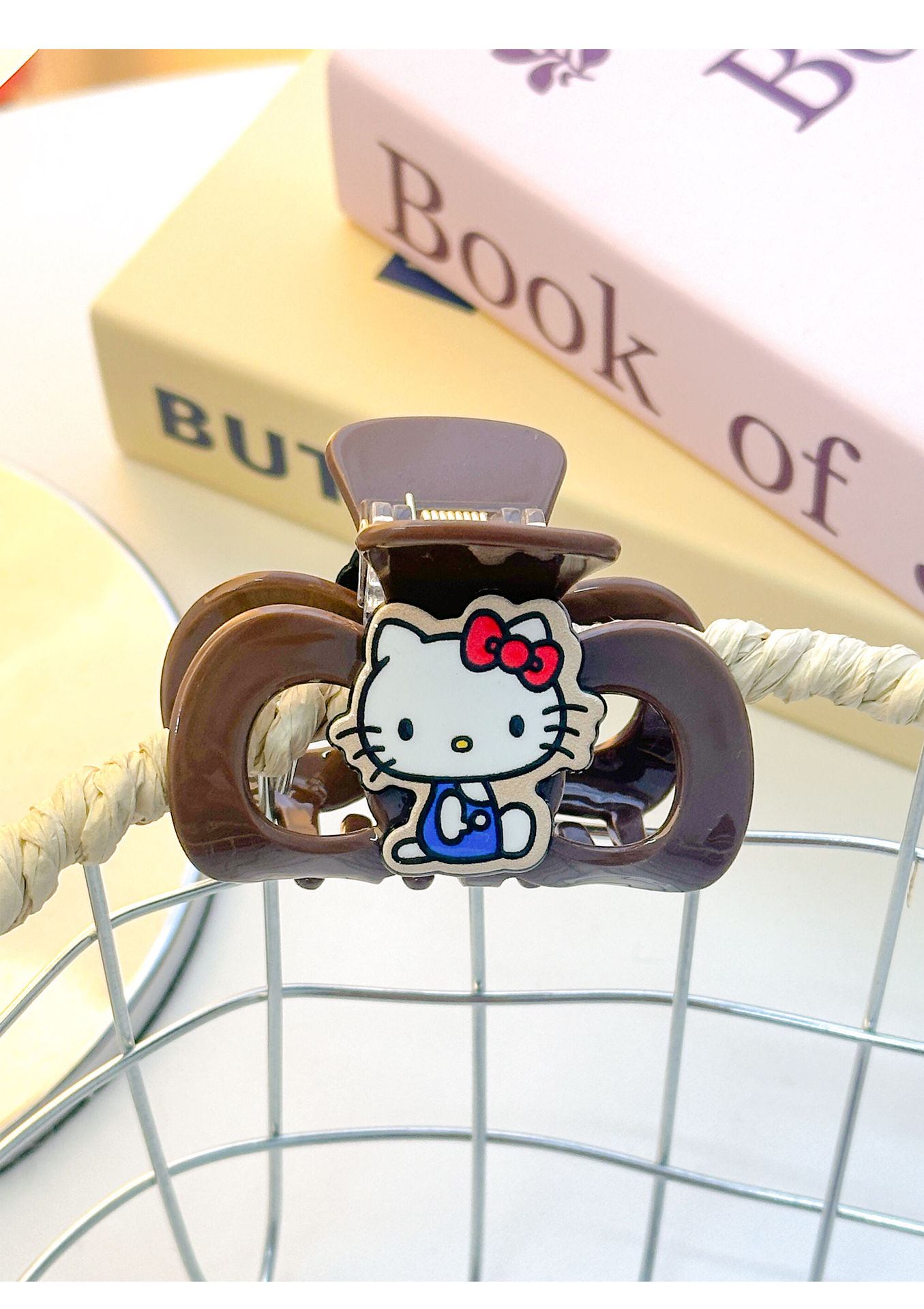 Sanrio officially authorized Hello Kitty hairpin cartoon, cute and girlish, shark hairpin at the back of the head pic 6