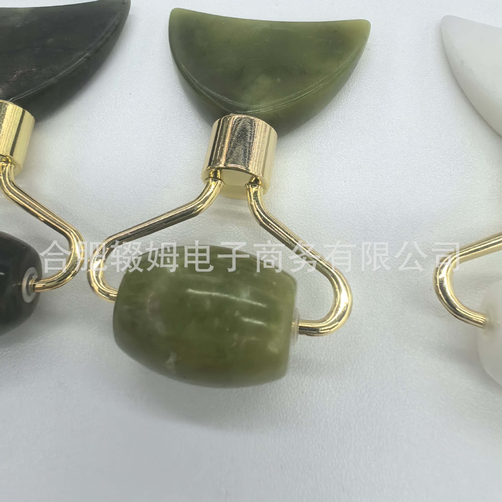 工厂批发玉石滚轮刮痧二合一按摩器粉脸部面部迷你按摩美容器跨境详情14
