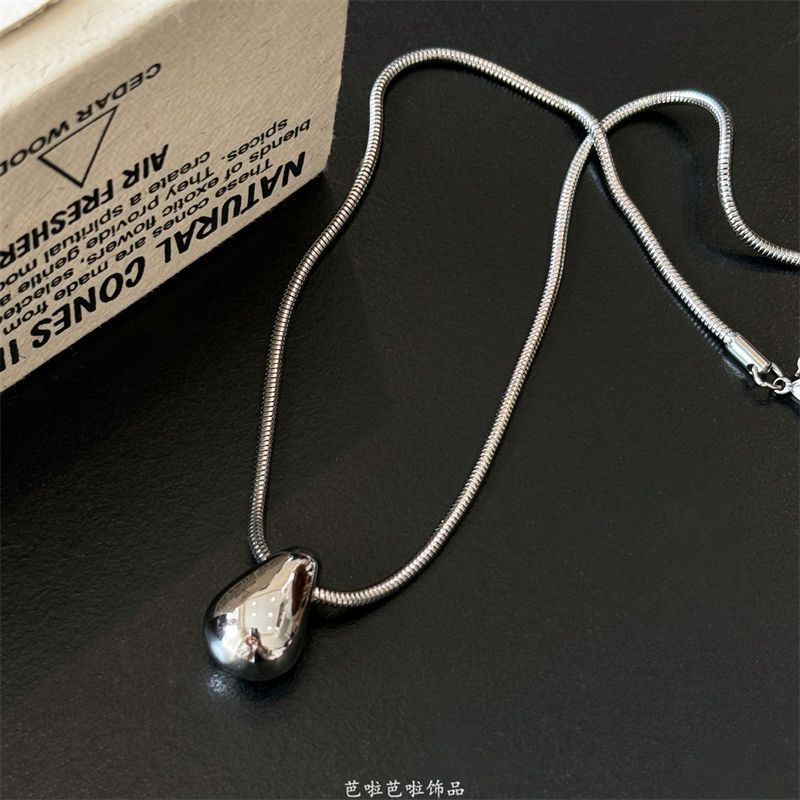 极简风水滴吊坠项链女秋冬长款卫衣毛衣链休闲百搭轻奢高级感配饰详情7