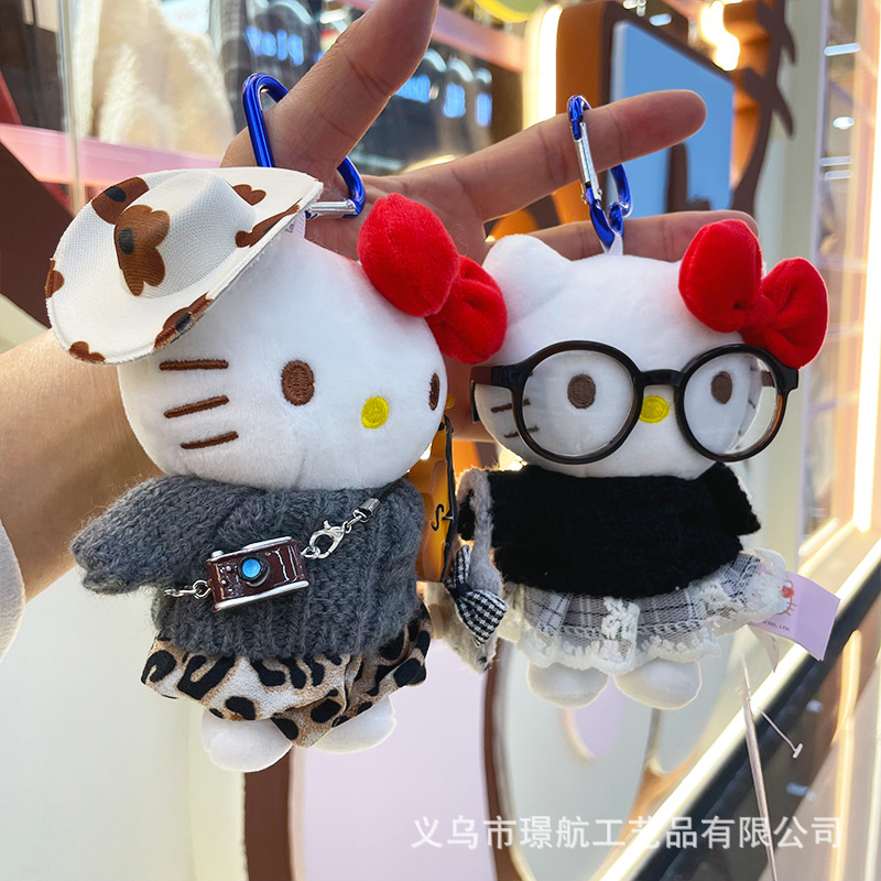 【 Genuine 】 New creative HelloKitty keychain, cute bag pendant, kt doll pic 2