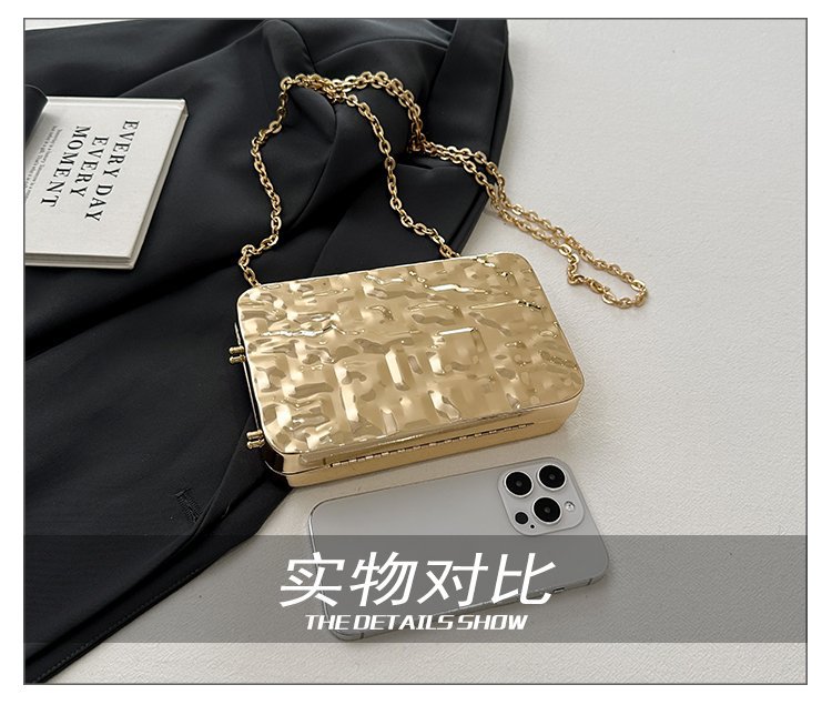 晚宴包金属2024夏季新款盒子女包链条单肩斜挎包褶皱跨镜女手机包详情11