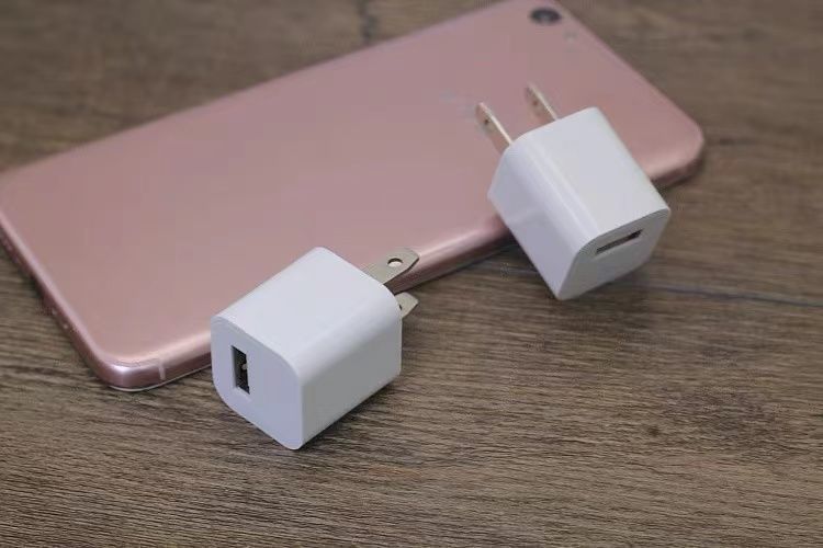 Universal charging head fast charging charger 20000mAh safe, stable and efficient charger pic 5