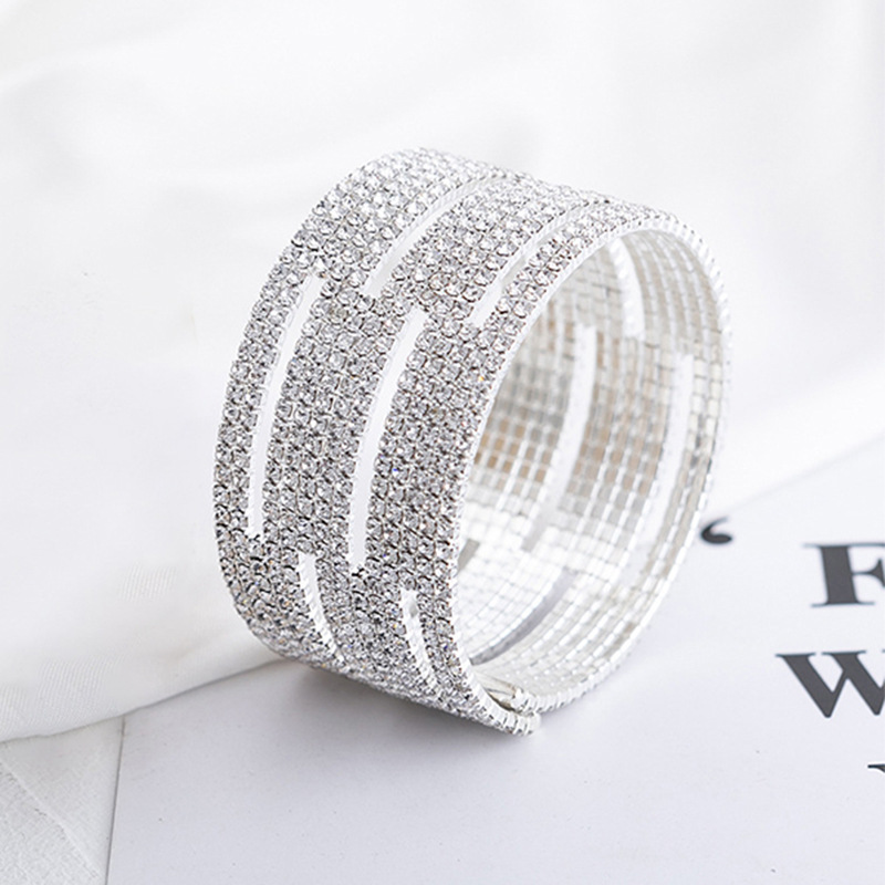 Wholesale supply of exaggerated and thick multi-layer rhinestone hollowed-out bracelets from Europe and America for banquets, balls and parties, as well as shiny and elastic diamond-encrusted jewelry pic 7