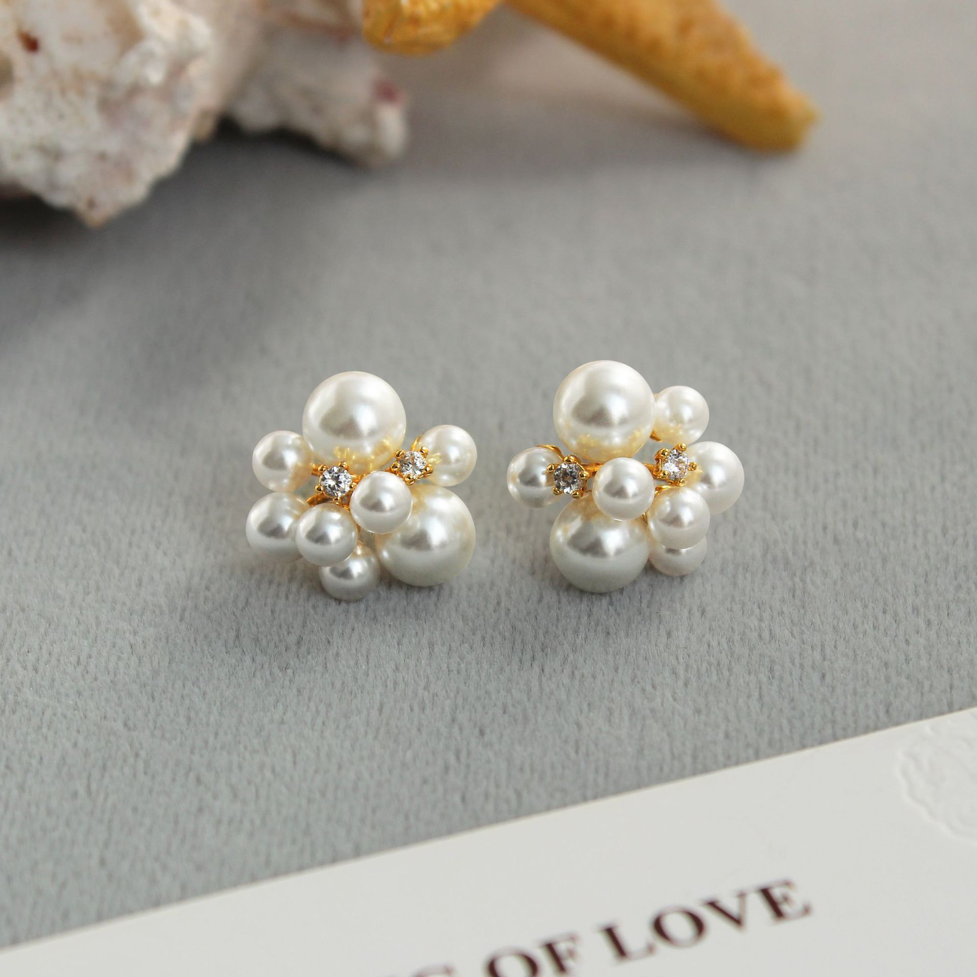 TASA家花束珍珠耳钉爆款法式简约小众高贵高级感轻奢锆石珍珠耳钉详情6