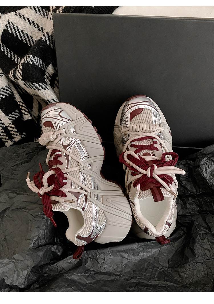 葡萄妈同款 画报女孩 时髦双鞋带网面拼接厚底增高老爹鞋女真皮详情81