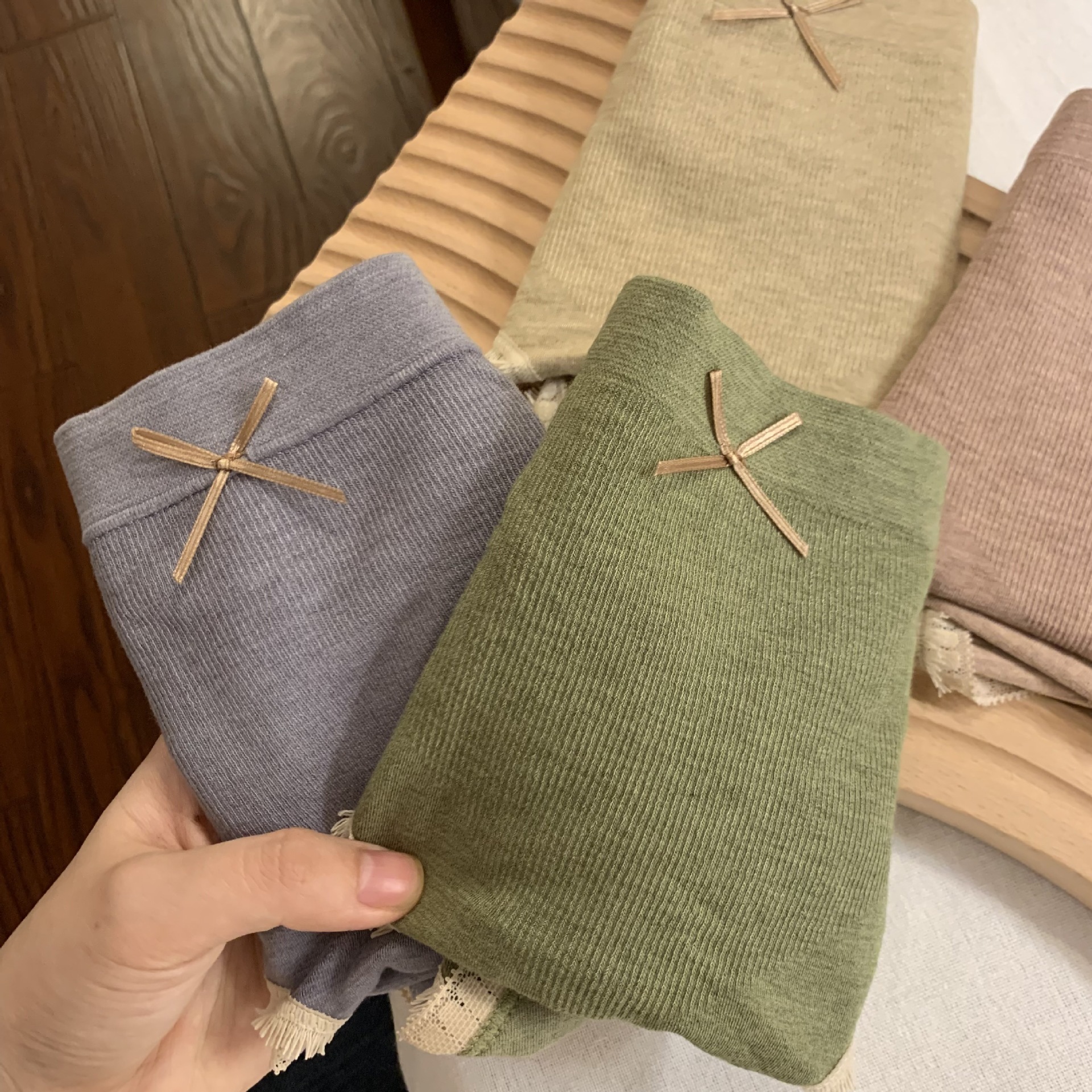 日系暗黑简约舒适中腰蕾丝边少女高弹纯棉透气孔档女生三角裤详情35