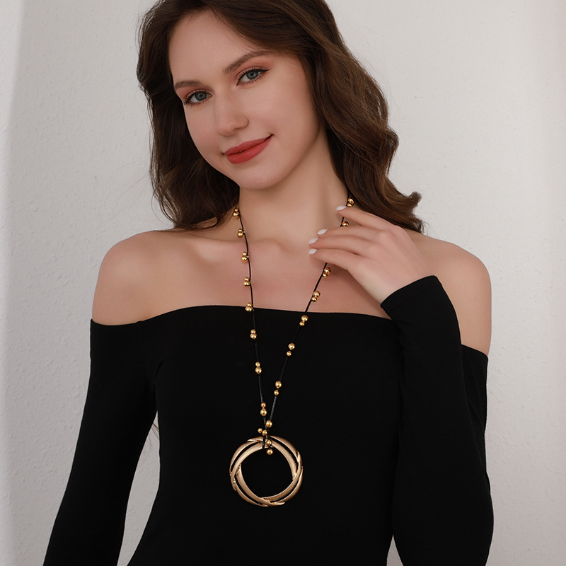 亚马逊跨境欧美圆环吊坠女士长项链设计感个性复古毛衣链饰品批发详情7