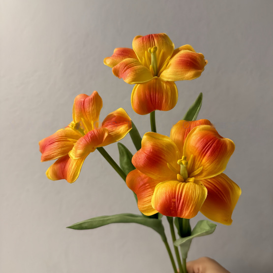 PU开口笑郁金香仿真假花手感保湿婚庆用花摄影道具装饰摆件仿真花详情19