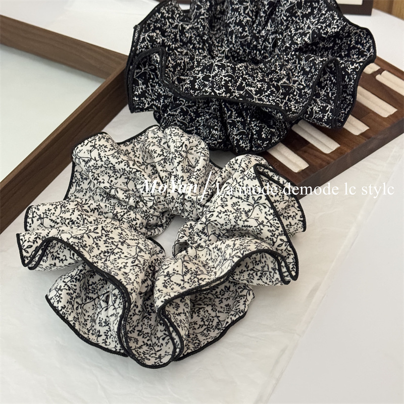 Retro and artistic small floral lace fringed large intestine hair band, high-end and elegant, unique and versatile hair rope, new hairstyle pic 13