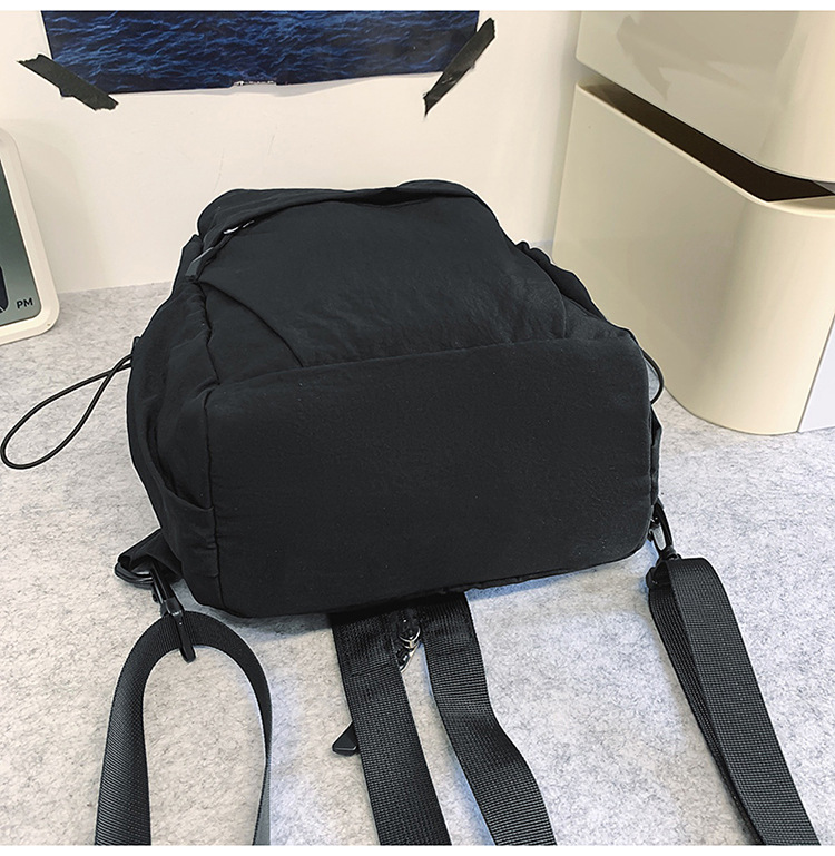 新款多功能防泼水双肩胸包男女轻便出游小背包男士户外登山斜挎包详情34