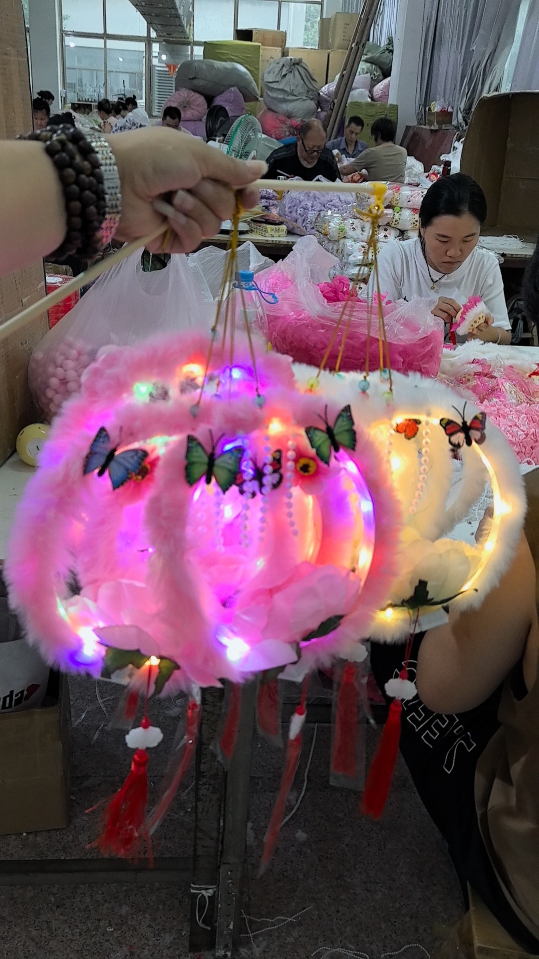 发光玩具手提发光龙角花灯春节元宵摆摊闪光灯笼玉兔花灯地摊批发详情2