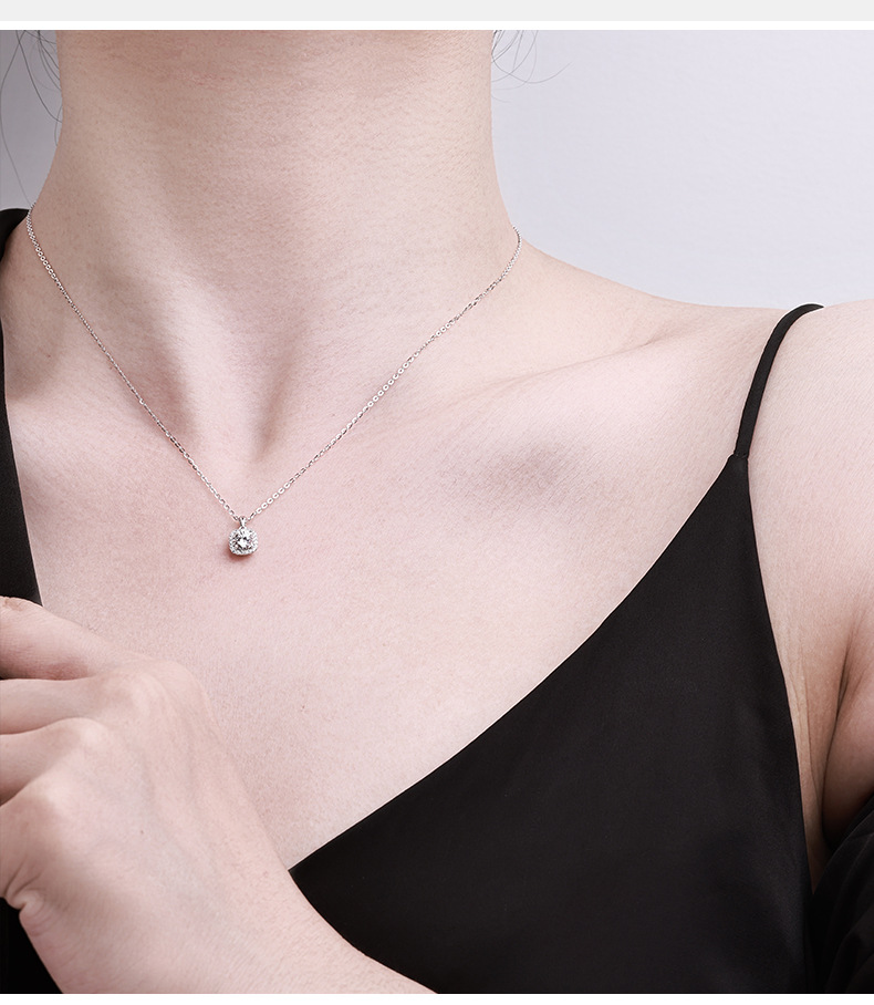 The jewelry set features a high-end square necklace made of 925 sterling silver from Europe and America, which is simple and versatile. The Moissanite collarbone chain exudes a sense of sophistication pic 4