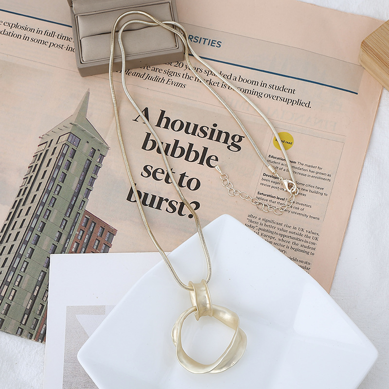 亚马逊爆款项链欧美大气双环复古蛇骨链圆形轻奢女士合金毛衣链详情15