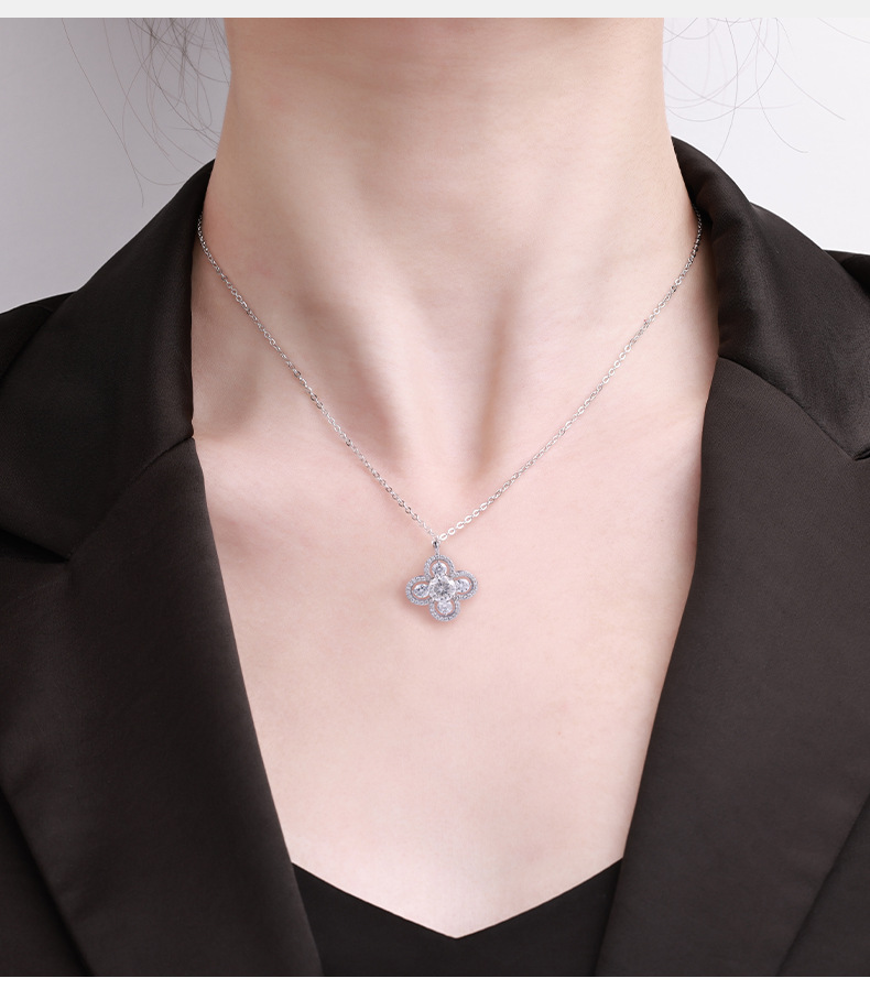 The S925 four-leaf Clover necklace, made of pure silver, is versatile and does not fade. It features a simple, luxurious and high-end design. It is a Mosan necklace pic 4