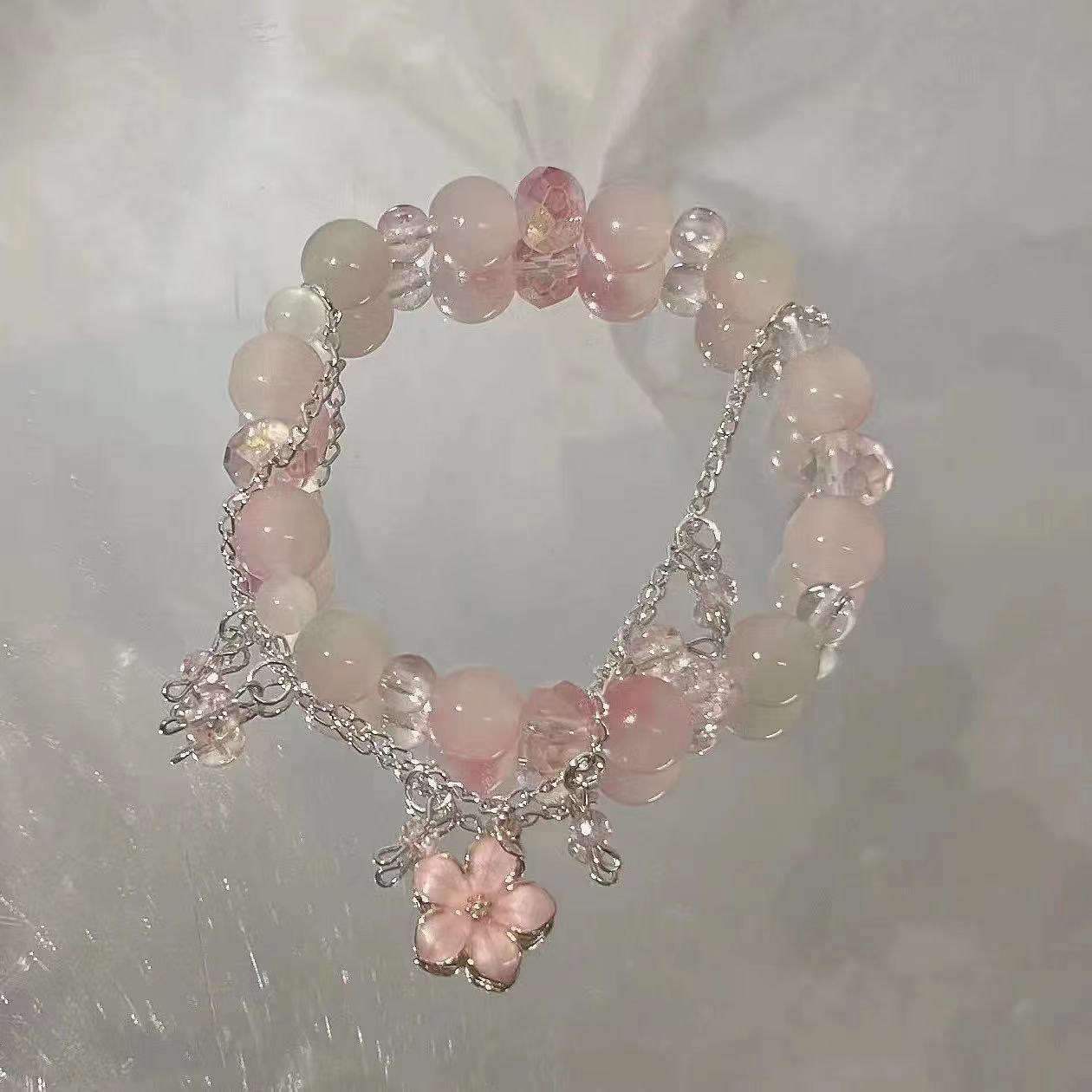 The same style of bursting floral butterfly bracelet as on Xiaohongshu, a new Chinese-style super fairy butterfly bracelet, is a perfect birthday gift for your best friend pic 4