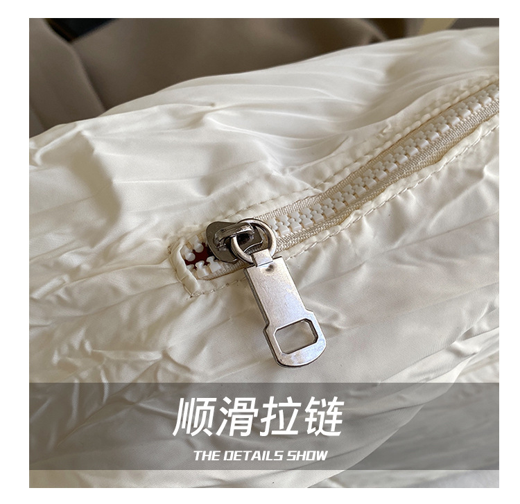 新品褶皱半月包简约时尚斜挎包大容量潮搭单肩包慵懒风都市休闲包详情9