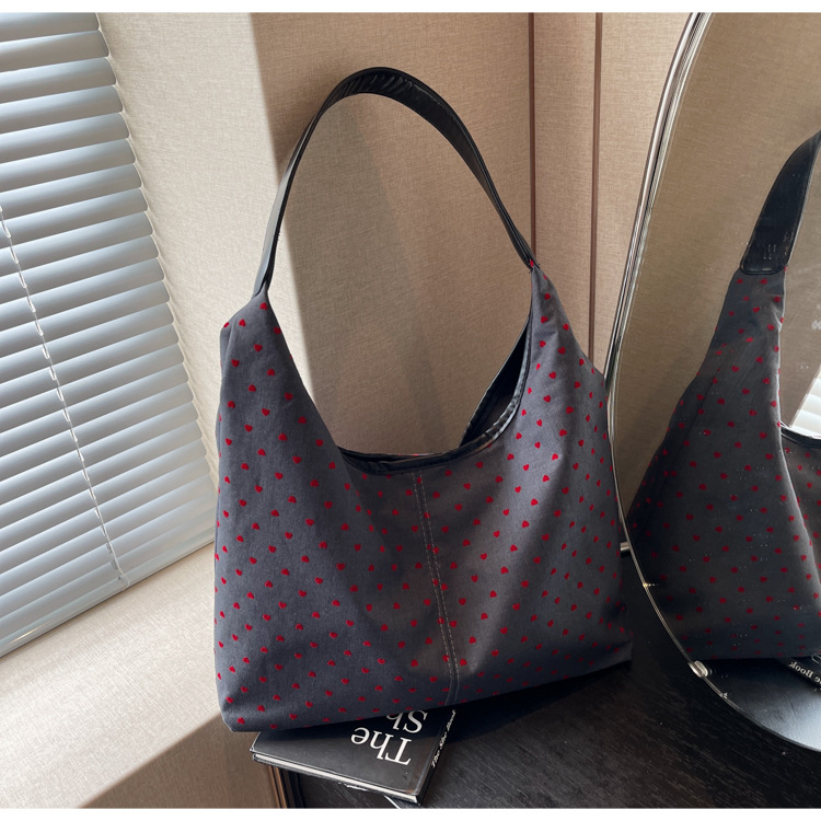 通勤大容量女包新款流行波点单肩包时尚百搭托特水桶包都市斜挎包详情23
