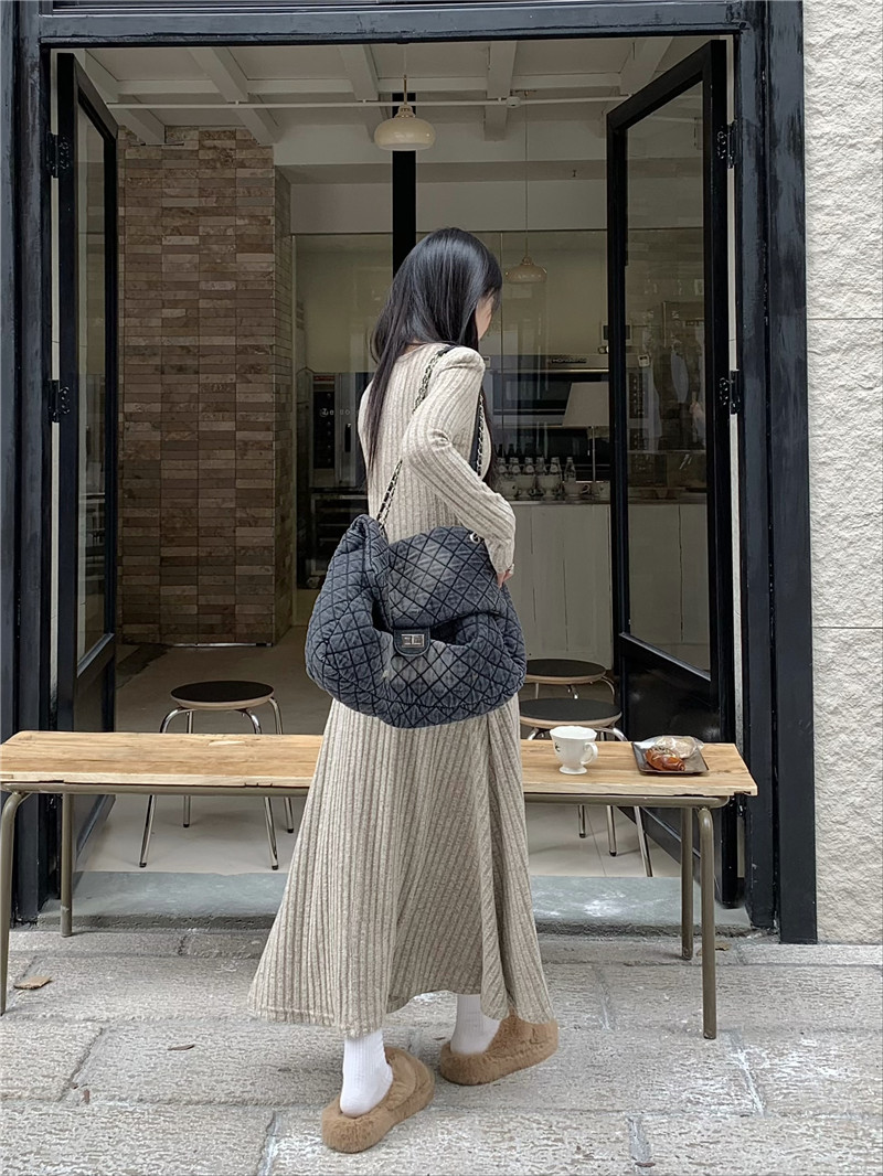 Retro, simple and versatile knitted long-sleeved dress for women, spring waist-cinching and slimming A-line dress, new autumn and winter base long dress pic 26