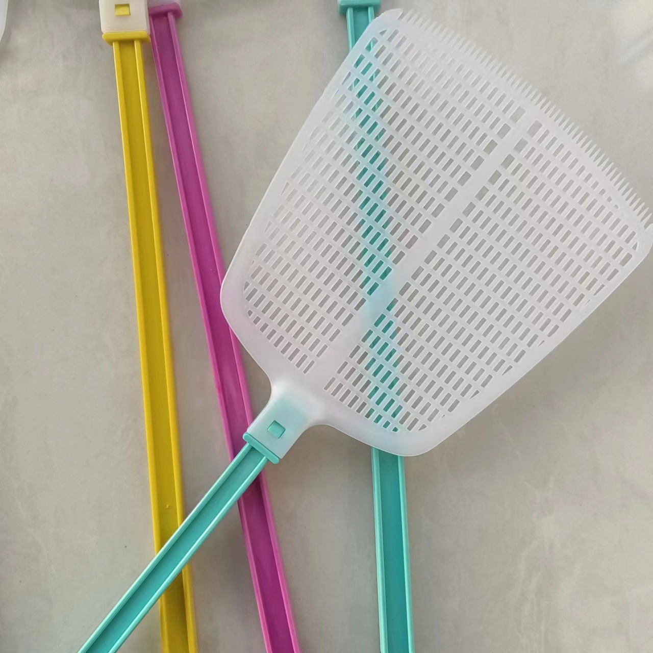 Plastic fly swatter, large head, mature rubber, not easy to break, summer advertising logo mosquito and fly swatter, fly swatter wholesale pic 16