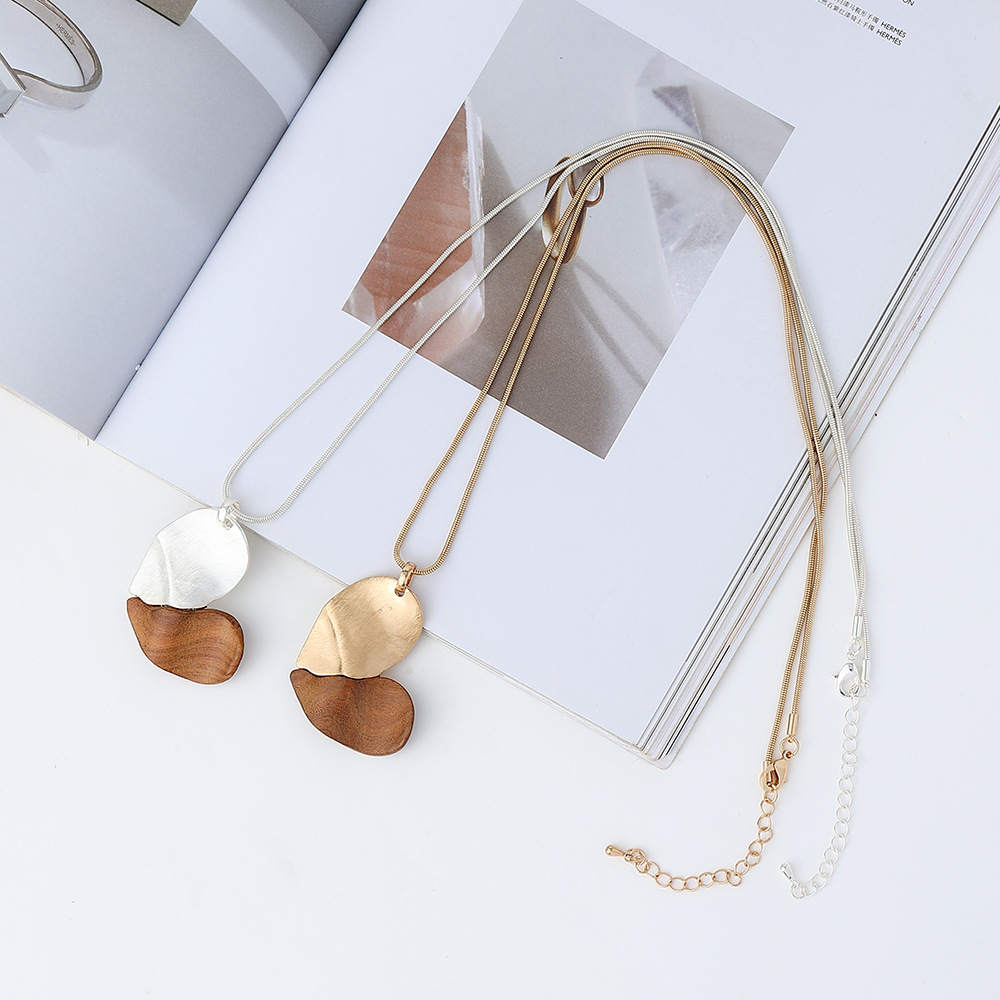 跨境饰品亚马逊爆款流行欧美风几何桃心爱心项链木头女长款毛衣链详情8