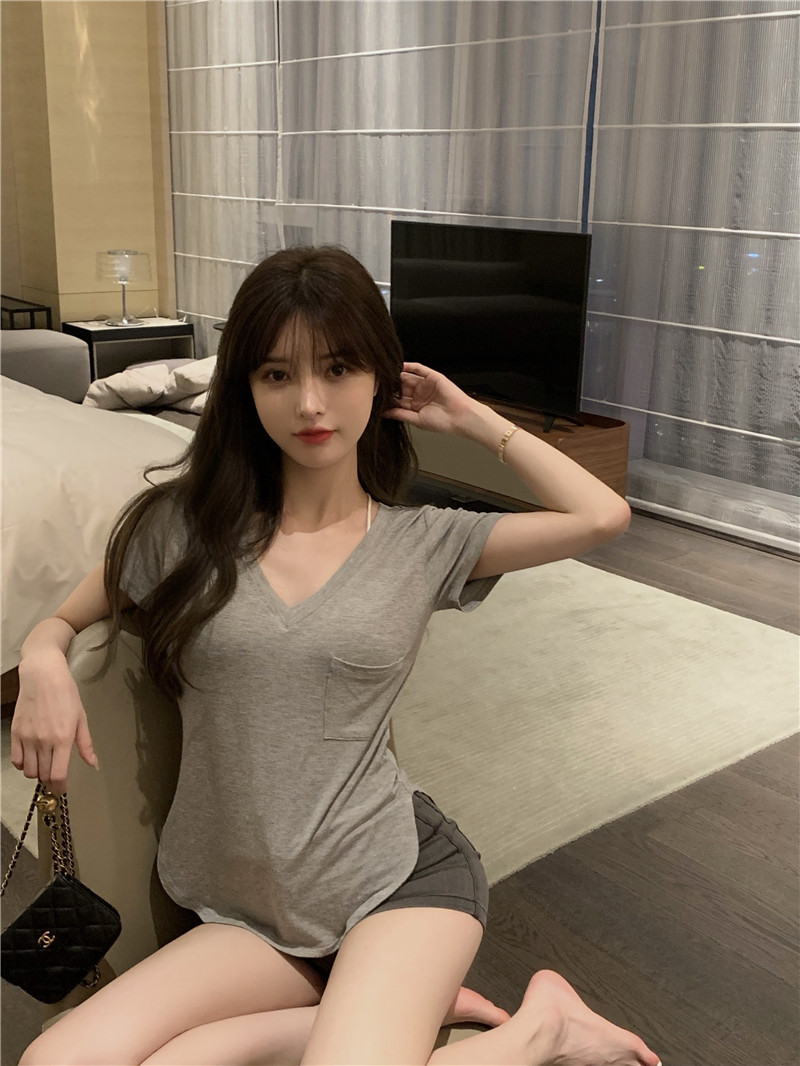 T恤女2024夏季新款v领设计感内搭打底衫不规则辣妹欲风短袖上衣详情5