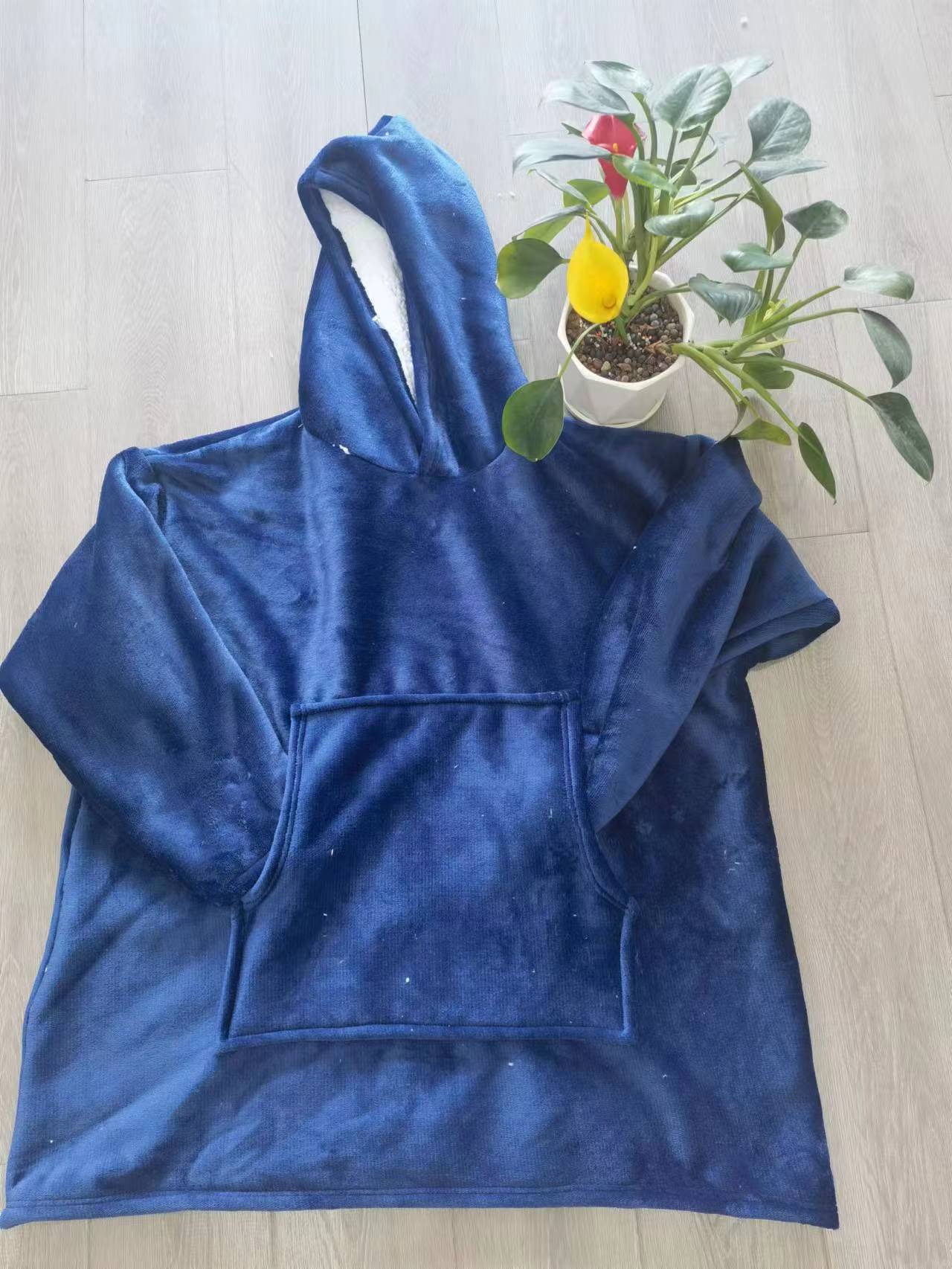 亚马逊爆款懒人服连帽套头卫衣男女秋冬家居可设计logo大码法兰绒详情3