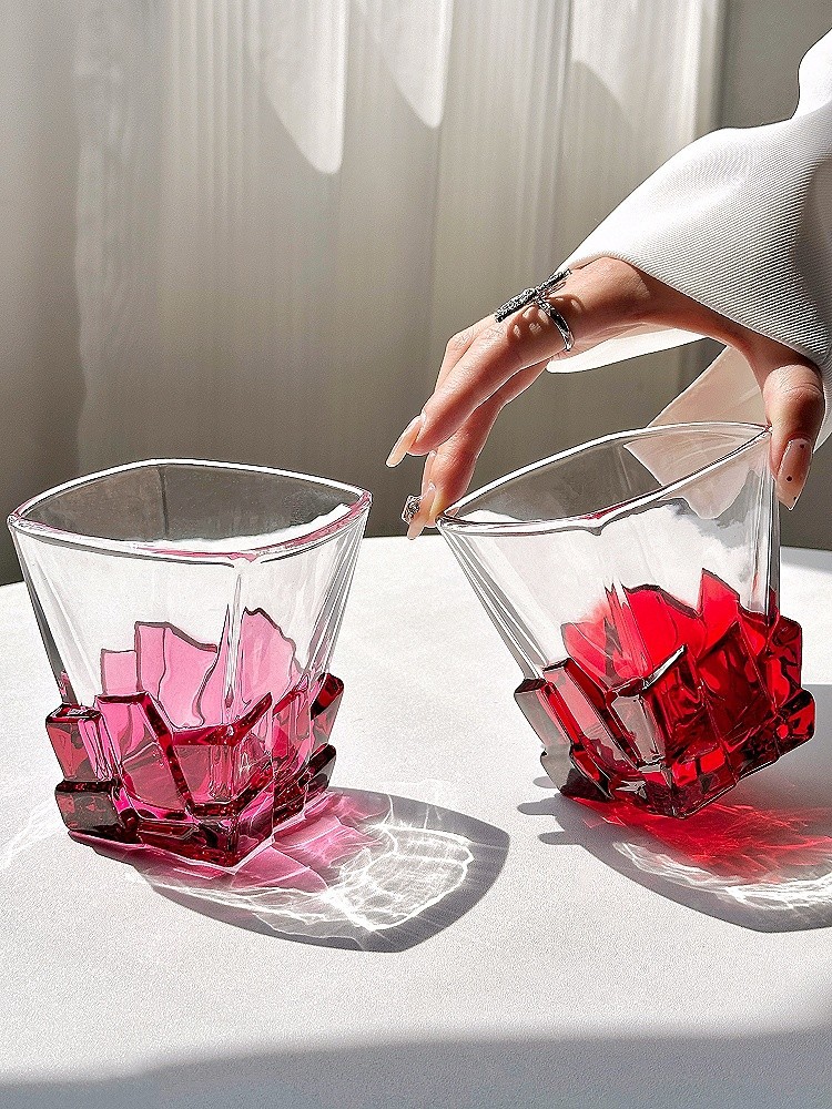Creative light luxury glass cups, high-end water cups, whisky cups, space gold ice cube cups, artistic limited edition wine glasses pic 5