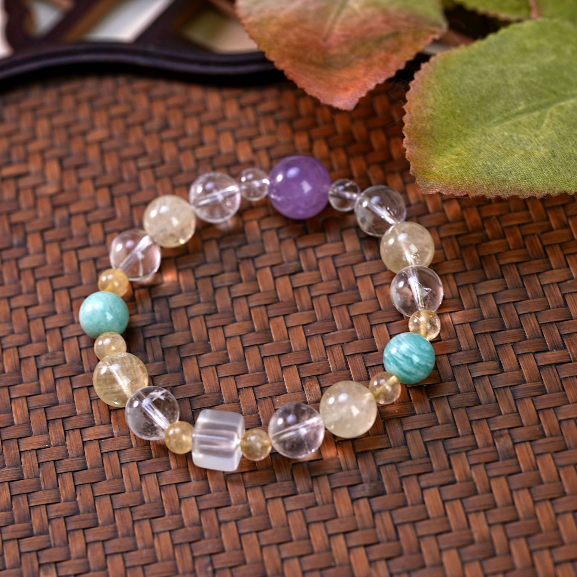 新款天然多巴胺天河山串珠手链女轻奢甜美高级感设计水晶手串饰品详情5