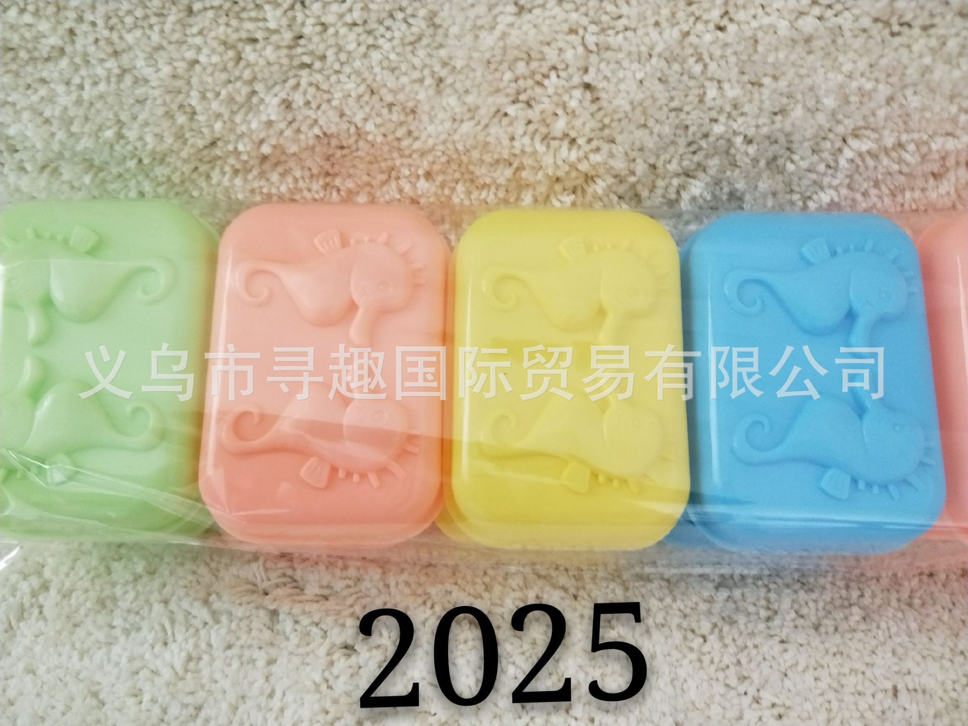 A variety of cross-border foreign trade soap storage boxes are available for selection. Cartoon wall-mounted soap boxes without punching holes are available for wholesale pic 12