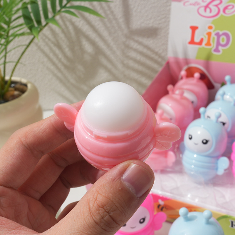 跨境外贸出口保湿滋润唇膏 创意宇航员学生卡通补水不脱色润唇膏详情6