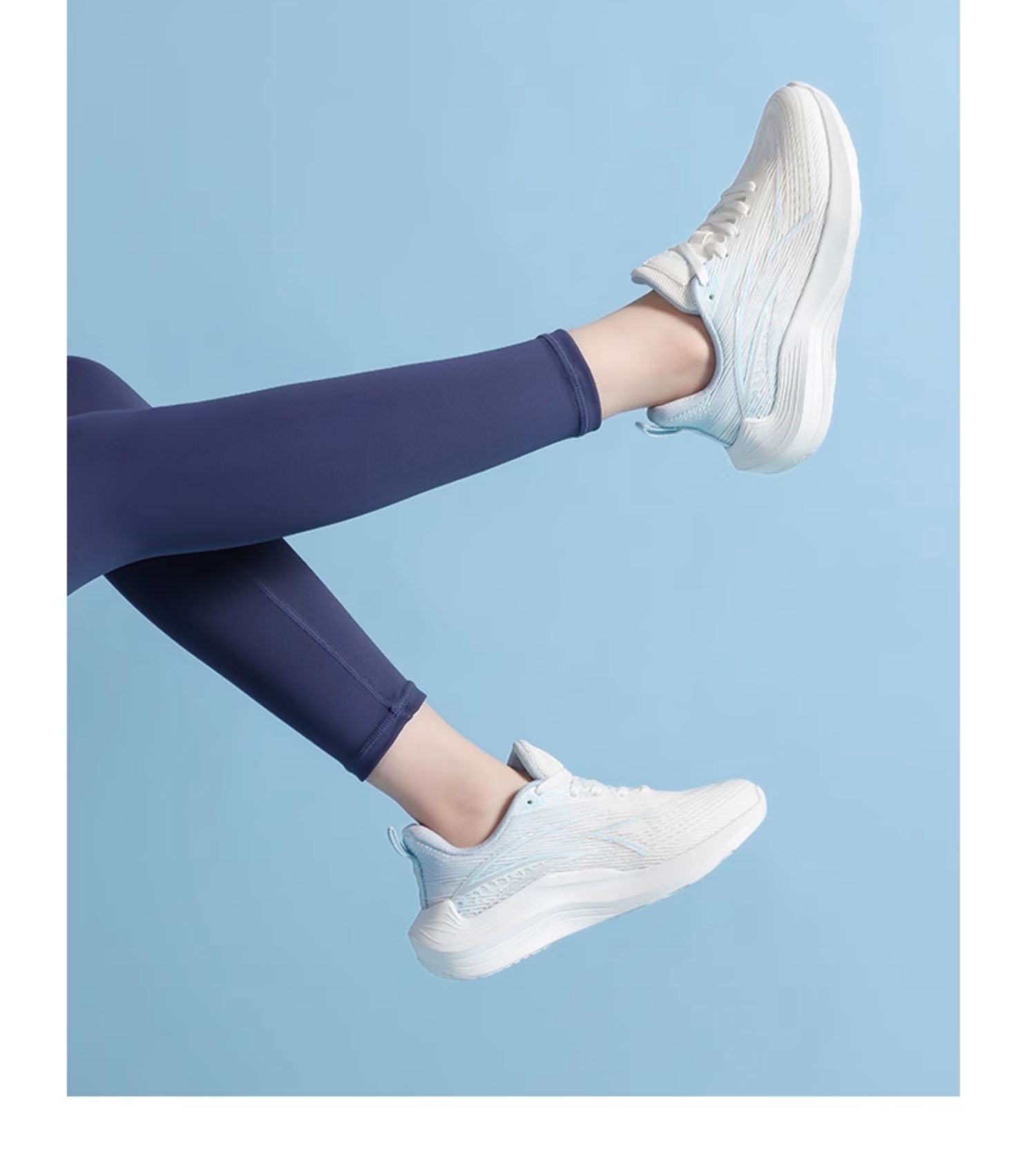 环球运动鞋女2025新款春季跑步减震轻便透气运动鞋详情15