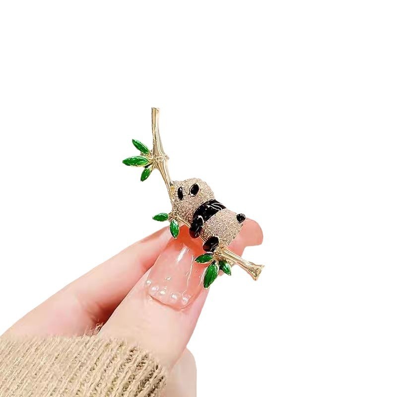 新款熊猫竹节胸针风衣配饰配件气质精美别致百搭ins风高级感饰品详情6